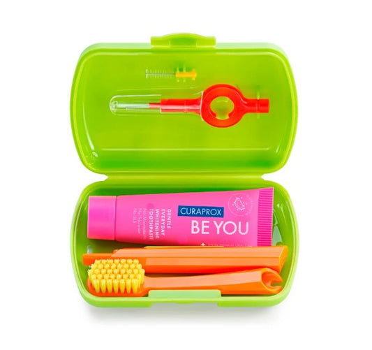 Set De Viaje Curaprox Verde Cepillo + Pasta Dental + Interdental 3 Und